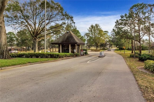 Building Photo - 807 Eagle Pond Dr