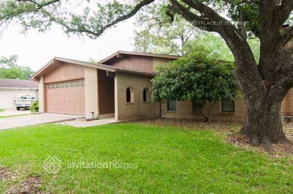 Foto del edificio - 18110 Navajo Trail Dr