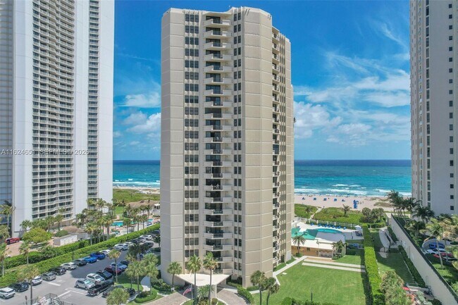 Foto del edificio - 2800 N Ocean Dr