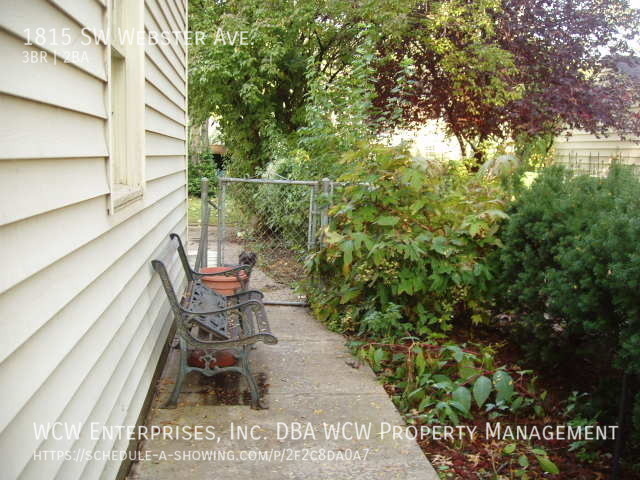 Foto del edificio - Gorgeous home near Westboro park. NO showi...