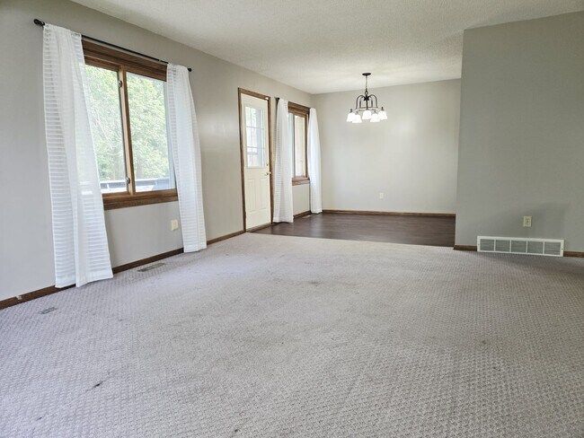 Foto del edificio - 7357 France Ave N