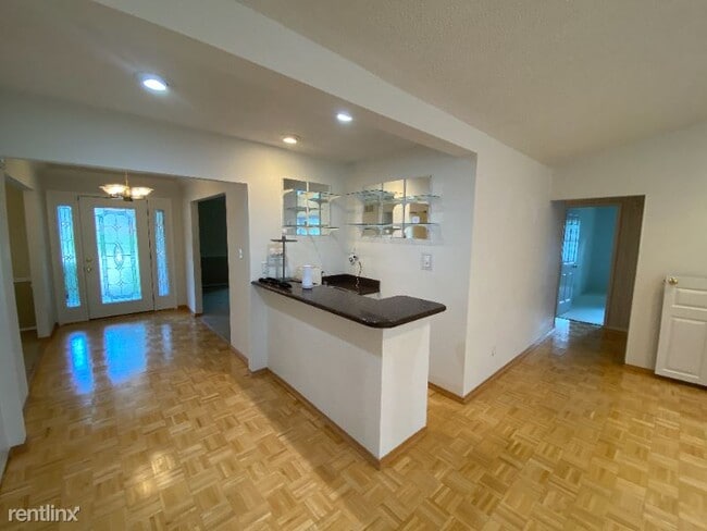 Building Photo - 5 br, 2.5 bath House - 14544 Appalachian Trl