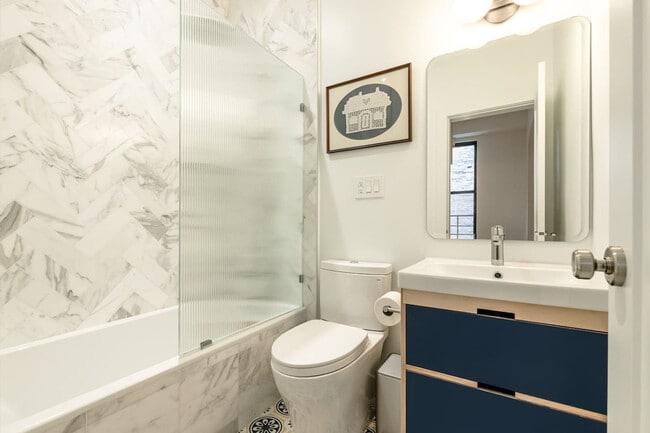 Building Photo - 1510 Race St