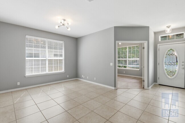 Building Photo - 4011 Travis Country Cir