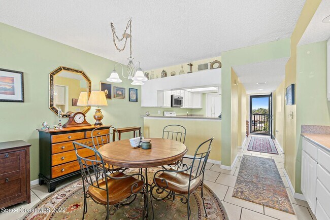 Foto del edificio - 555 Jackson Ave