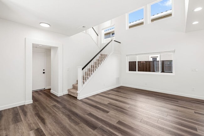 Building Photo - Las Palmas Complete Remodel