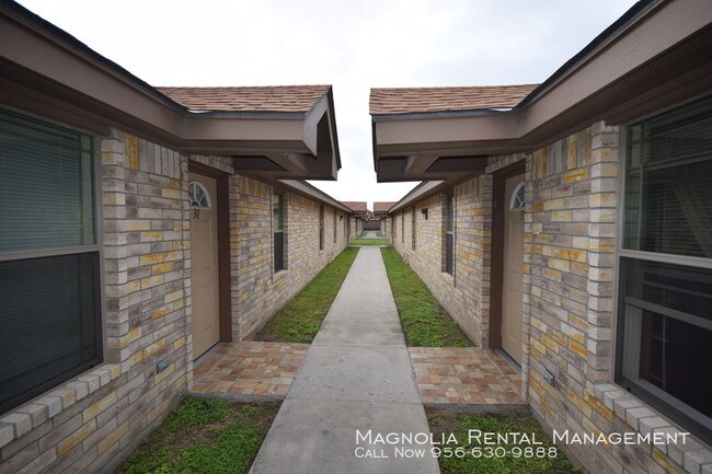 Building Photo - 1604 N Inspiration Rd