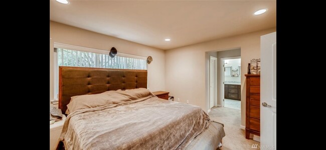 Foto del edificio - 4961 Onalaska Loop SE