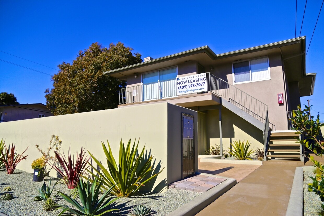 Primary Photo - 6696 Del Playa Dr