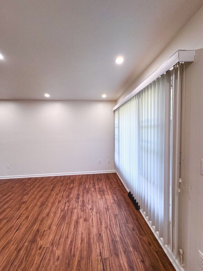 Foto del edificio - Newly Renovated 3BR/2BA Home in Charlotte ...