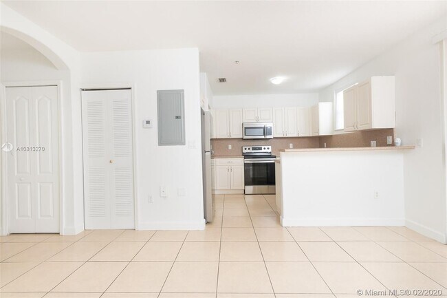 Building Photo - 8129 W 36th Ave