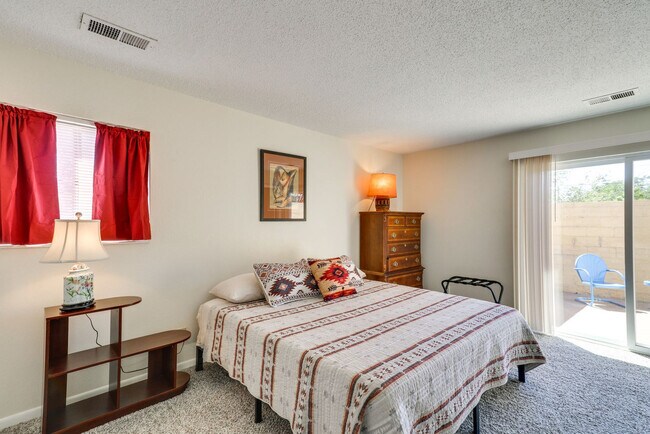 Foto del edificio - 3412 Ann Cir SE