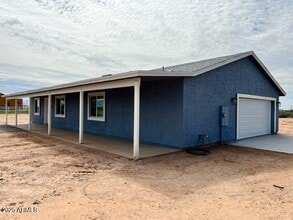 Building Photo - 4552 N Loring Rd