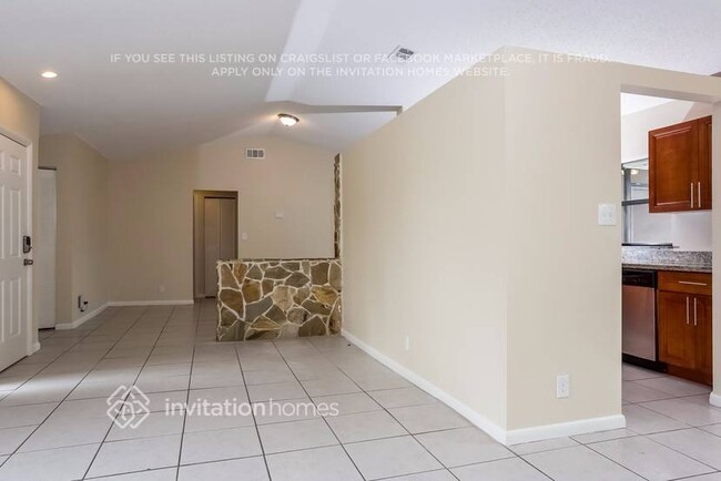 Foto del edificio - 413 SW 75th Ave