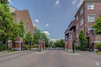 Building Photo - 1735 Peachtree St NE