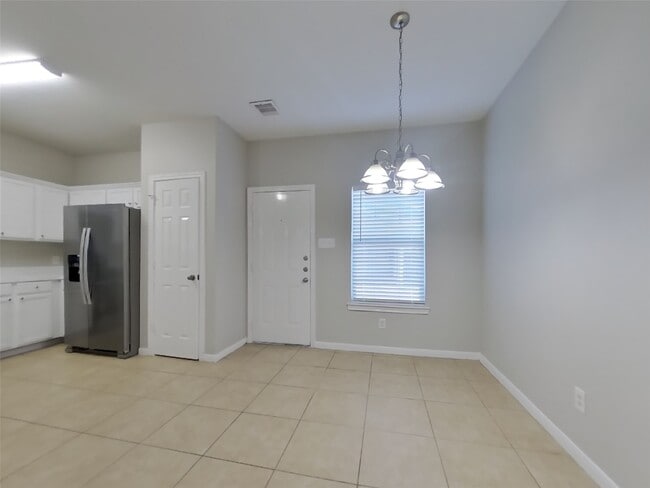 Foto del edificio - 11335 Carla St