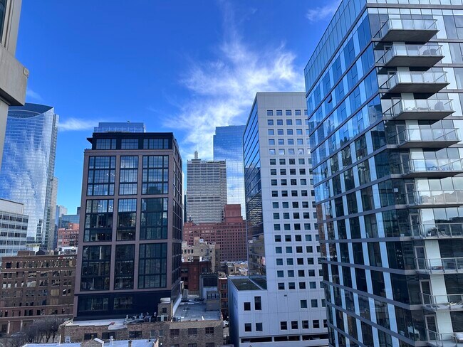 Foto del edificio - 659 W Randolph St