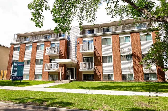 Building Photo - Byron Apartments