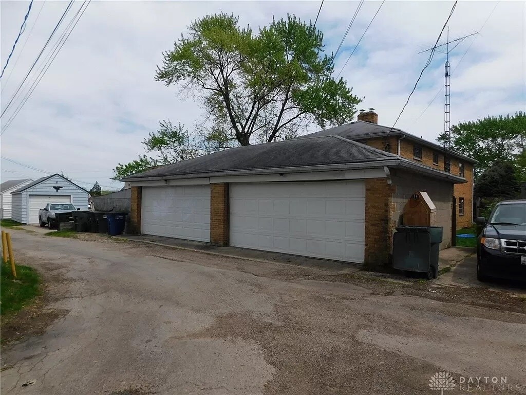 Foto principal - 2425 Springmont Ave