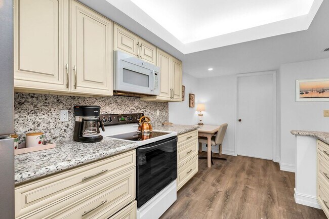 Foto del edificio - 950 Egret Cir