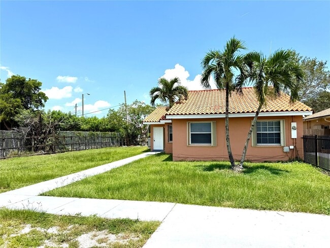 Building Photo - 20751 NW 30th Ct