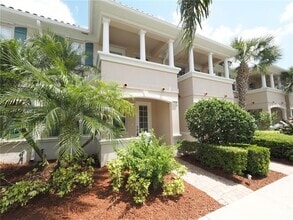Building Photo - 1648 Napoli Dr W