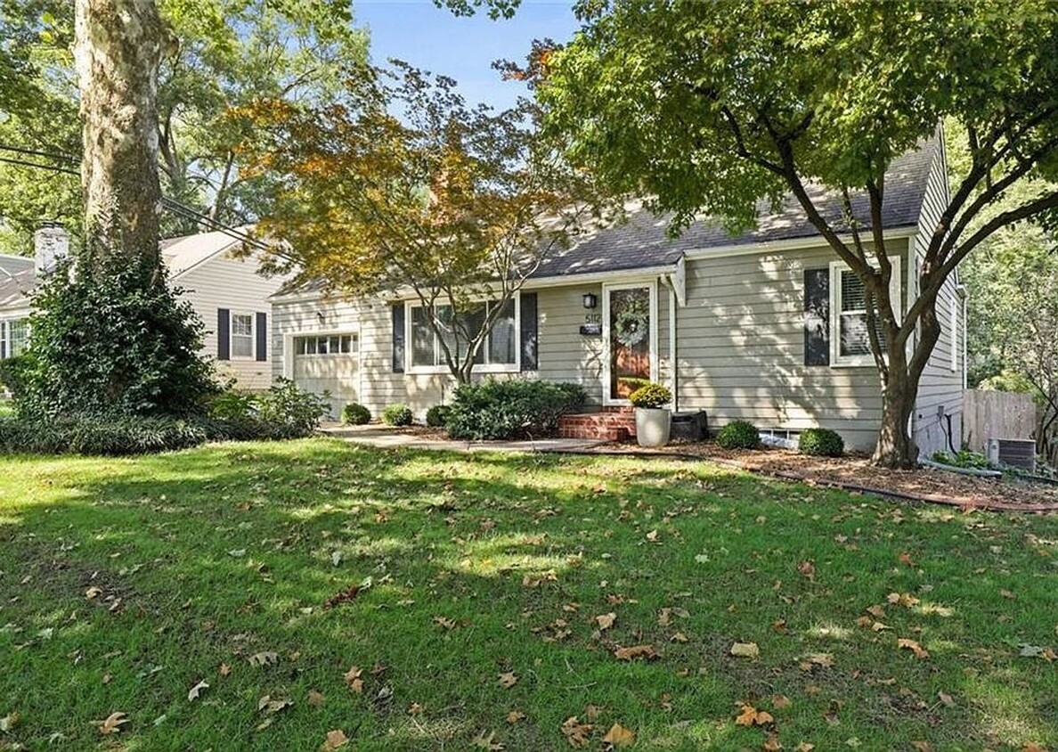 Primary Photo - 3 Bedroom, 1 Bathroom- $1,950 A Month