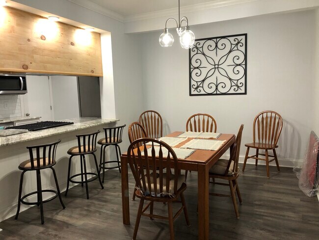 Dining Room - 2603 Waters Edge Dr