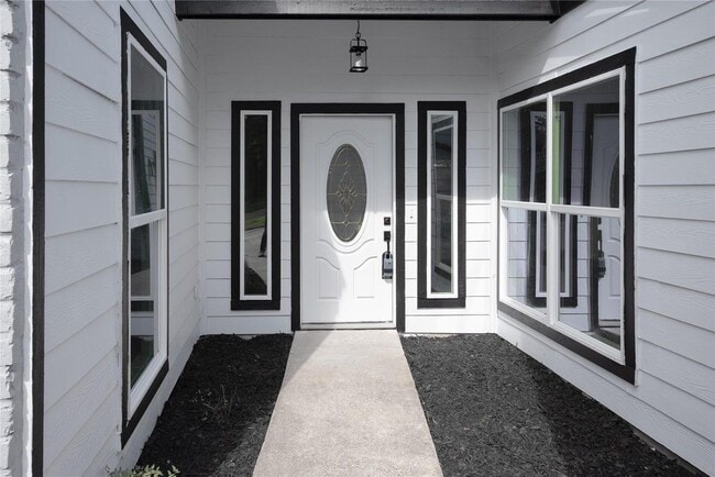 Building Photo - 1011 Crossfield Dr