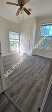 Building Photo - 511 S Monroe St