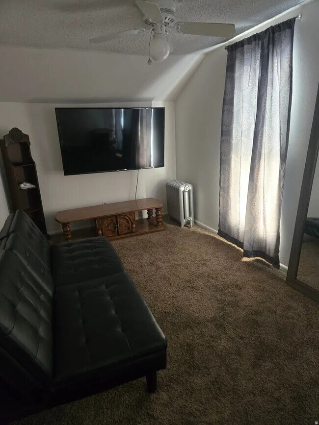 Foto del edificio - 82 200 N