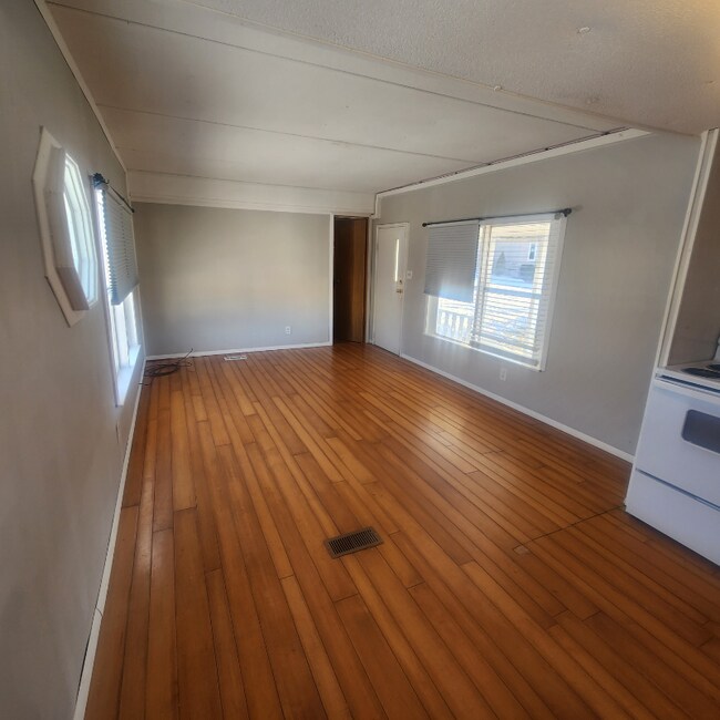 Building Photo - 120 W Allegheny St