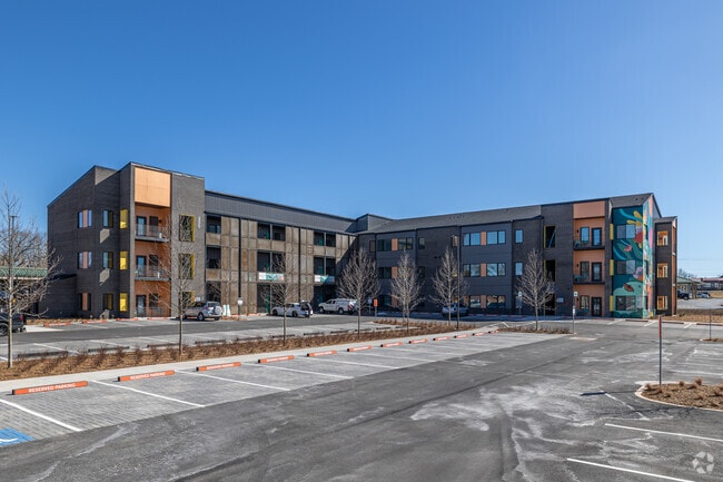 Building Photo - Coler Crossing