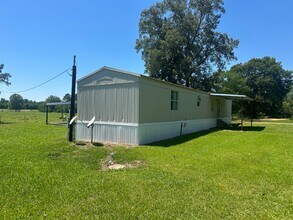 Building Photo - 261 Beaubouef Rd