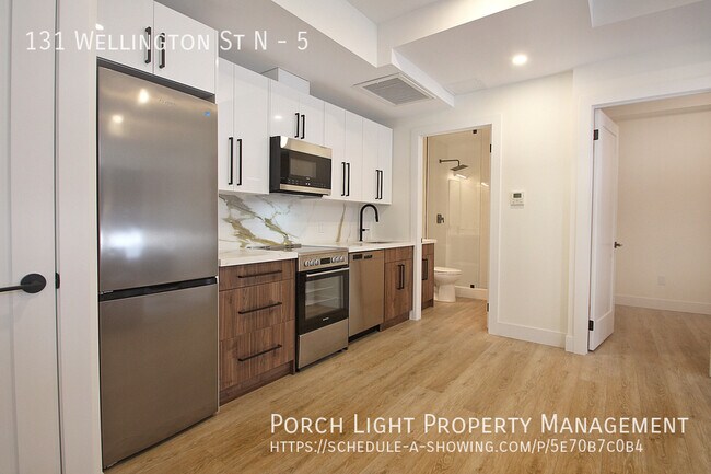 Photo du bâtiment - Completely New - Luxury Finishes - Modern Comfort