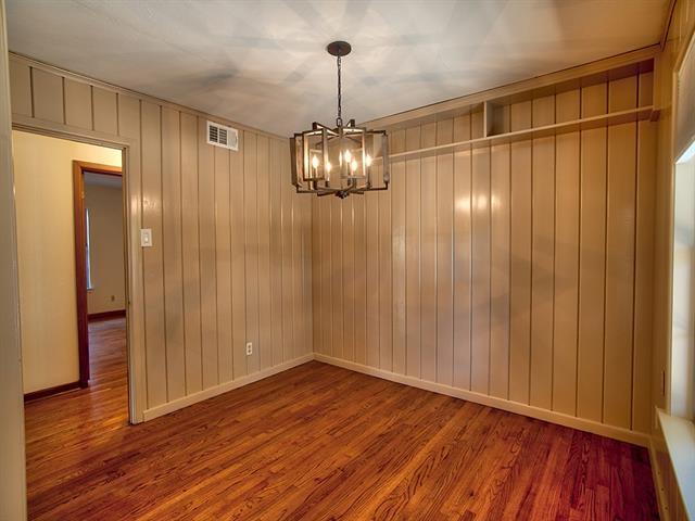 Foto del edificio - 2318 Elmwood Blvd