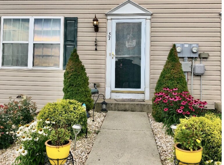 Foto principal - 57 Laurel Dr