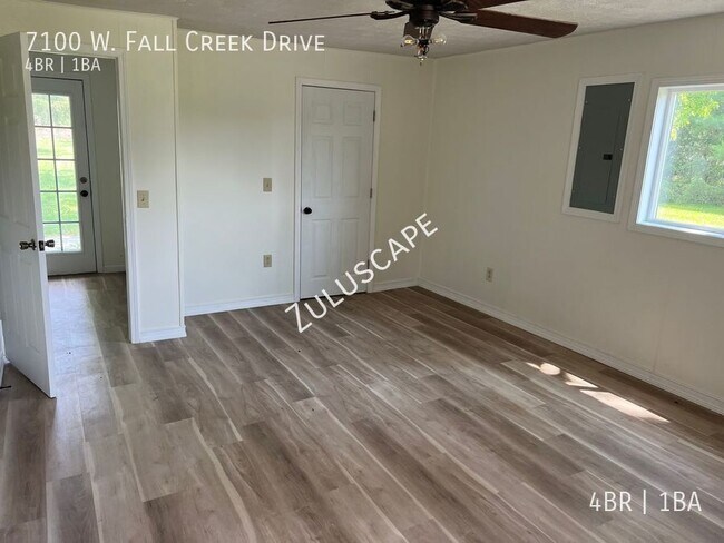 Building Photo - 7100 W Fall Creek Dr