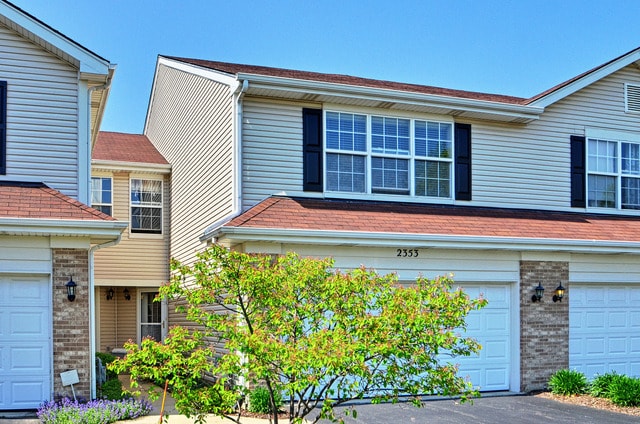 Primary Photo - 2353 Stoughton Cir