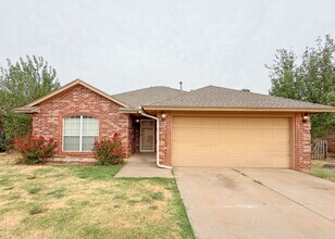 Building Photo - 17553 Gold Dr