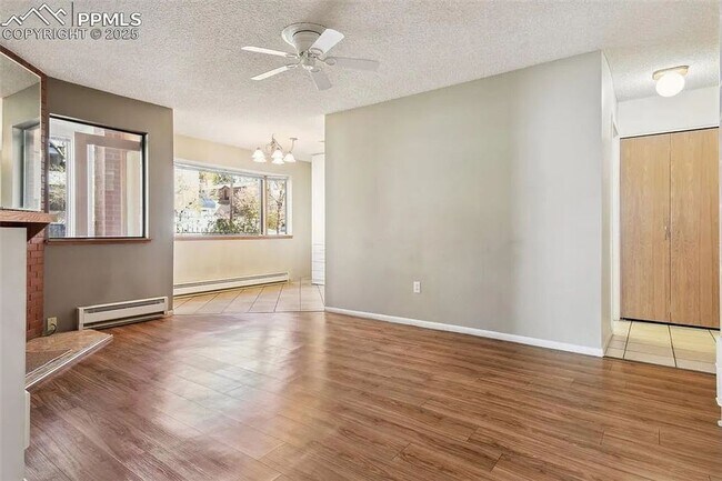 Photo - CHARMING 2BD/2BA CAP HILL Condo! Garage Pa...