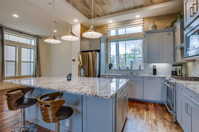 Foto del edificio - 1832 Stevens Bluff Ln