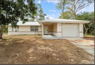 Building Photo - 5005 Squaw Ln