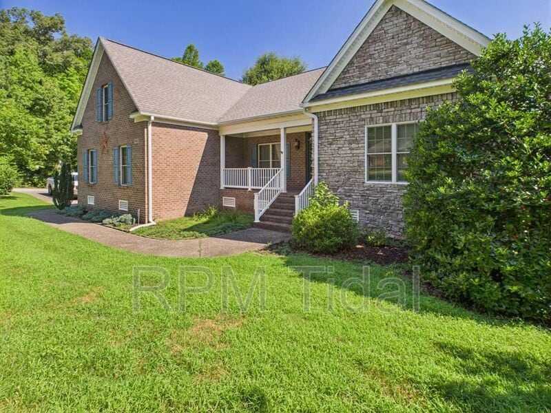 Photo - 4905 Burnley Drive