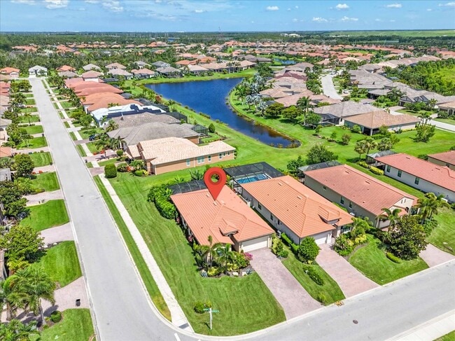 Building Photo - 4602 Royal Dornoch Cir
