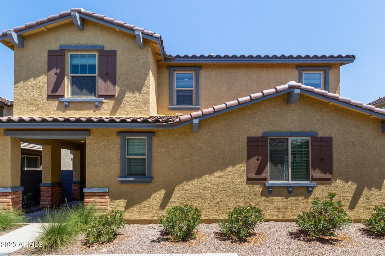 Foto principal - 3813 N 100th Dr