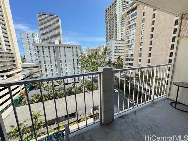 Building Photo - 441 Lewers St