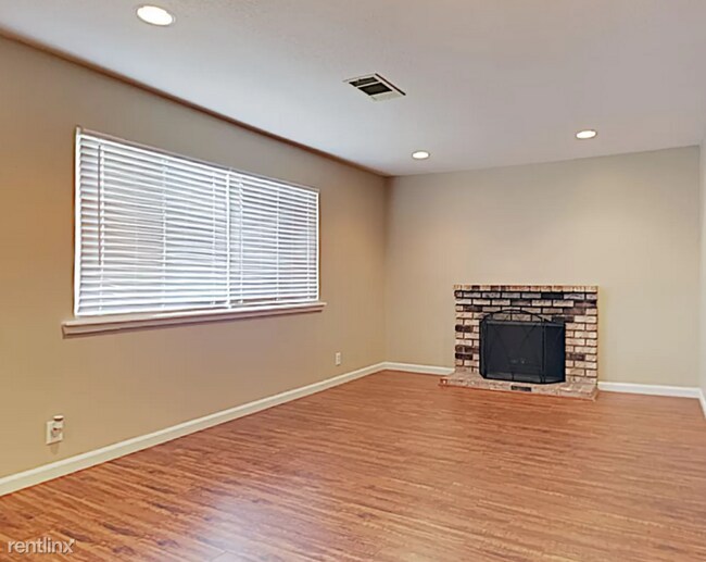 Building Photo - 3 br, 2 bath House - 2059 Tilden Ct