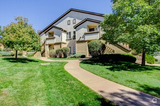 Building Photo - 3815 Riviera Grove