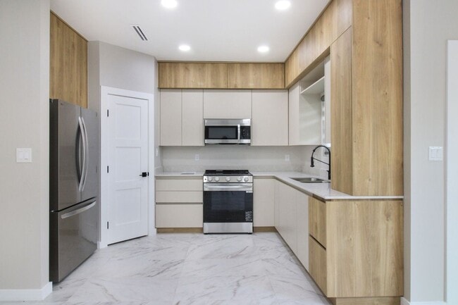 Foto del edificio - 2231 Corales St